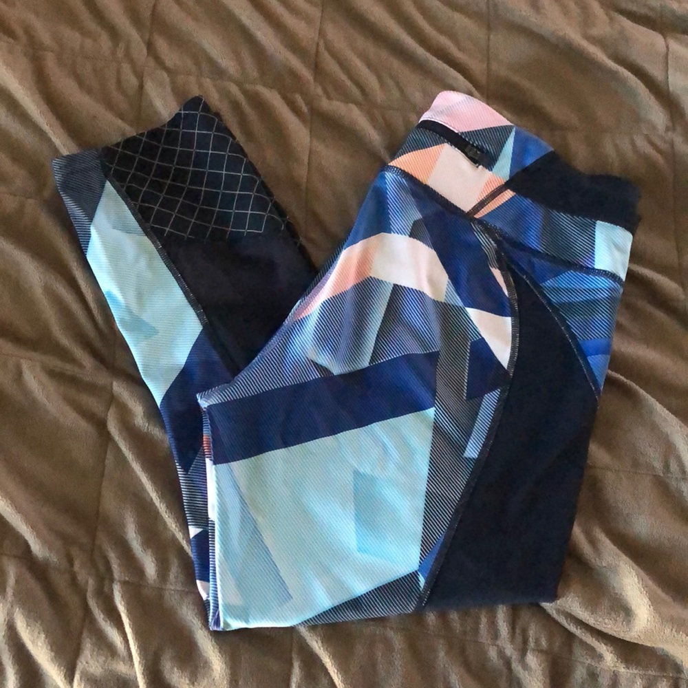 Athleta Capri leggings - Picture 5 of 5